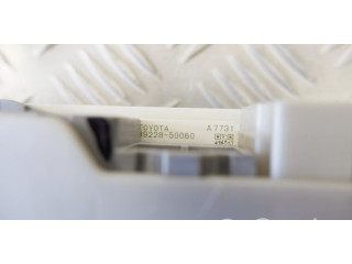 Блок предохранителей 8267050120, 8922850060   Lexus LS 460 - 600H    