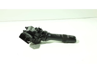 Ручка стеклоочистителей 17F144, 17F243   Toyota Auris 150