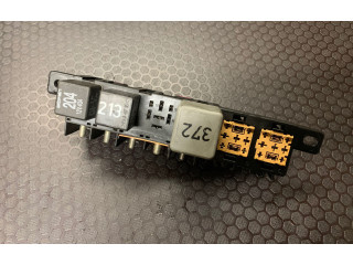 Блок предохранителей  896083000, 8L0941822A   Audi A6 S6 C5 4B    