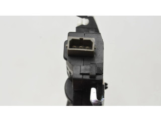 Zámek zadních dveří 4F5827505D   Volkswagen PASSAT B7 2012