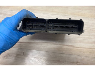 Řídící jednotka 070906016DS, 0281014252   Volkswagen Transporter - Caravelle T5 2005