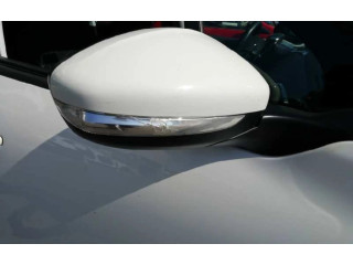 Zpětné zrcátko  Peugeot 2008 I 2014  INTERMITENTEROTO, NOABATIBLE  