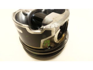  Поршень с шатуном YH01 YHZ YHW YHT YHS YHY YHV 75L146  Peugeot Rifter  