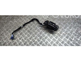 Замок багажника     Toyota Prius (XW30) 2009 - 2015 года