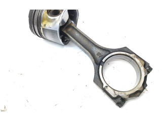 Píst 0217746   Toyota Land Cruiser (J200)     