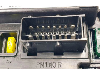 Блок предохранителей 9643498980   Ford Focus    