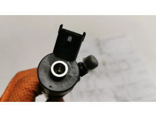 Vstřikovač 0445110049   BMW 5 E39  pro naftový motor 2.5  