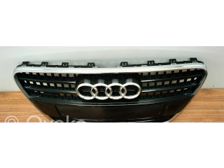 Верхняя решётка Audi Q7 4L 2005-2015 года 4L0853651      