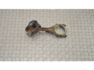 Píst 06EA   Audi A6 S6 C6 4F    AUK 