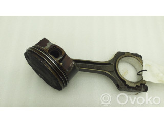  Поршень с шатуном  BR3ECA3392BB  Ford Mustang V для бензинового двигателя 5.0