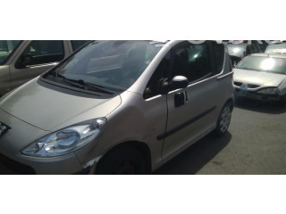 Zpětné zrcátko  Peugeot 1007 2005  8153WQ  
