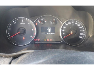 Přístrojová deska  KIA Carens III 2015 94005A4001  