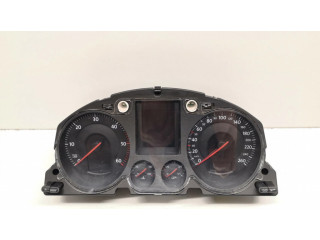 Přístrojová deska  Volkswagen PASSAT B6 2005 3C0920870Q  