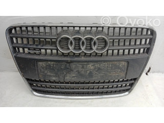 Верхняя решётка Audi Q7 4L 2005-2015 года 4L0853851      