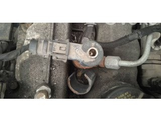 Vstřikovač 0445110256, 338002A400   Hyundai i30     