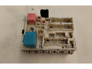 Pojistková skříňka Řídící jednotka BSM 1573-10B26   Toyota Verso 2010