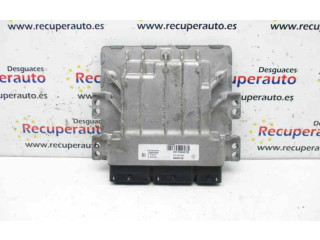 Řídící jednotka 237106957R   Renault Captur 2016