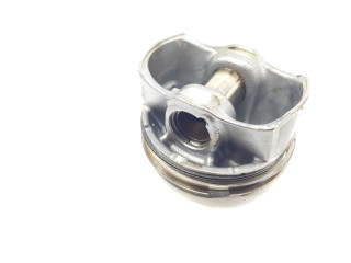 Píst 9494399, 9494399   BMW 1 F40     