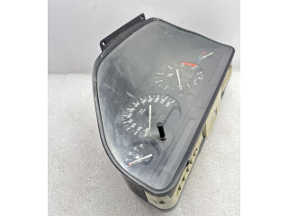 Přístrojová deska  BMW 5 E34 1992 8361124, 8361120  