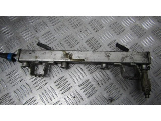 Vstřikovací lišta 6m8g9d280aa, 6m8g-9d280-aa  l3g213150   Mazda 6  pro benzínový motor 2.0  