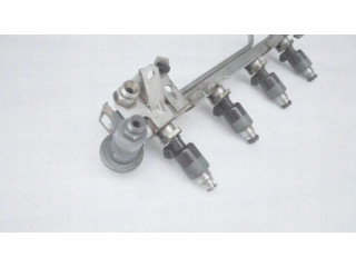 Vstřikovač 17089276, 141033393   Opel Tigra A  pro benzínový motor 1.6  