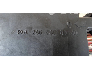   Pojistková skříňka 2465400040   Mercedes-Benz A W176 2012