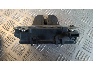 замок багажника 13117285, 495058724    Opel Astra H 2004-2012 года