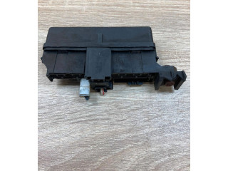 Блок предохранителей GE6S5335   Mazda 626    
