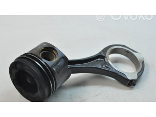Píst 6423882   Mercedes-Benz S W222  pro naftový motor 3.0 OM 642.861 