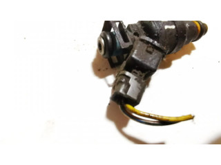 Vstřikovač 3531022010, 9250930006   Hyundai Accent  pro benzínový motor 1.3  