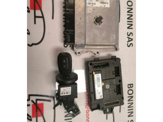 Блок предохранителей  243809584R, 243809584R   Dacia Sandero    