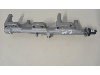 Vstřikovací lišta 7639975   BMW 1 F20 F21  pro benzínový motor 3.0  