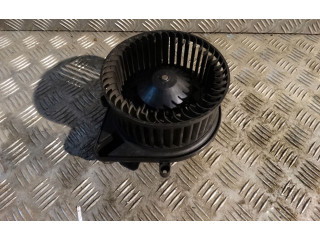 Вентилятор печки    8E1820021E   Audi A4 S4 B9 8W
