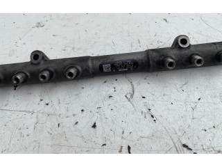 Vstřikovací lišta 30777554   Volvo V70     