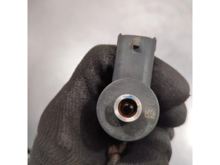Vstřikovač 0445110320   Hyundai i30  pro naftový motor 1.6 D4fb 