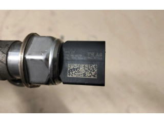 Топливная рампа 04L130764C   Volkswagen Tiguan  
