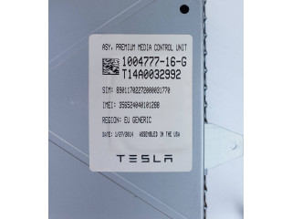 Дисплей    100477716G, T14A0032992   Tesla Model S