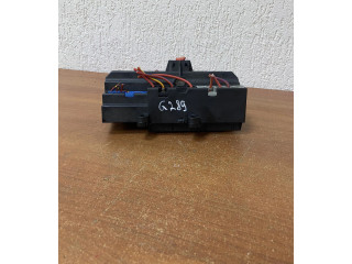   Pojistková skříňka 18560, G289   BMW 7 E65 E66 2007