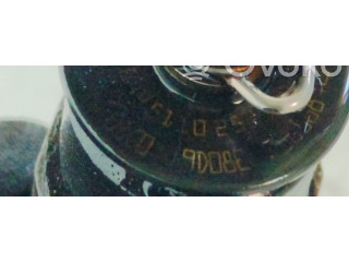 Vstřikovač 0445110252   Peugeot 207    8FS 