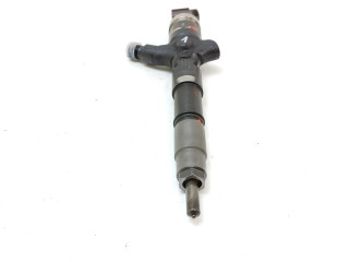 Vstřikovač 2367030400   Toyota Hilux (AN10, AN20, AN30)  pro naftový motor 3.0  