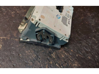 Zpětné zrcátko  Volkswagen Polo II 86C 2F 1992  87001239, 88471405  