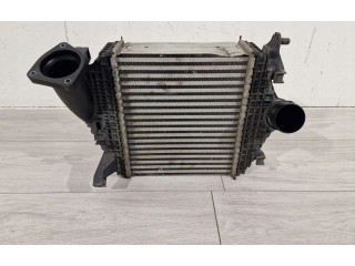 Интеркулер  4m0145803AK   Audi RS Q8 