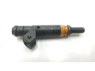 Vstřikovač 13537506924, 7506924   BMW 1 E81 E87  pro benzínový motor 4.4  