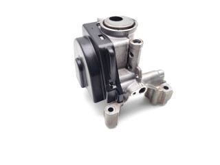 Масляный насос  SFJA CM5G-6600-DC  Ford B-MAX 