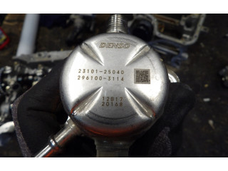 Vstřikovací čerpadlo 211012504   Toyota Corolla E210 E21     