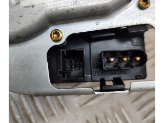 Моторчик заднего дворника 8254536    BMW 3 E46
