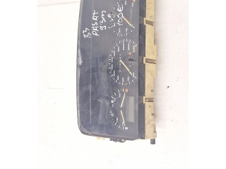 Přístrojová deska  Volkswagen PASSAT B3 1990 81117621  