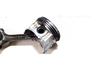Píst poe24, p45   Honda Accord  pro benzínový motor 1.8  