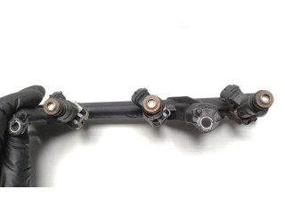 Vstřikovací lišta 9676020480, 9676017480   Peugeot 208  pro benzínový motor 1.0 ZM01 