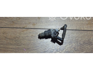 Vstřikovač 0000787423   Mercedes-Benz C W202     